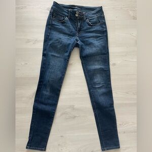 KanCan mid rise skinny jeans